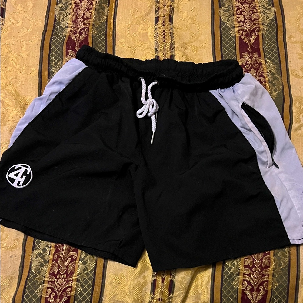 🔥Black and White Men's athletic shorts